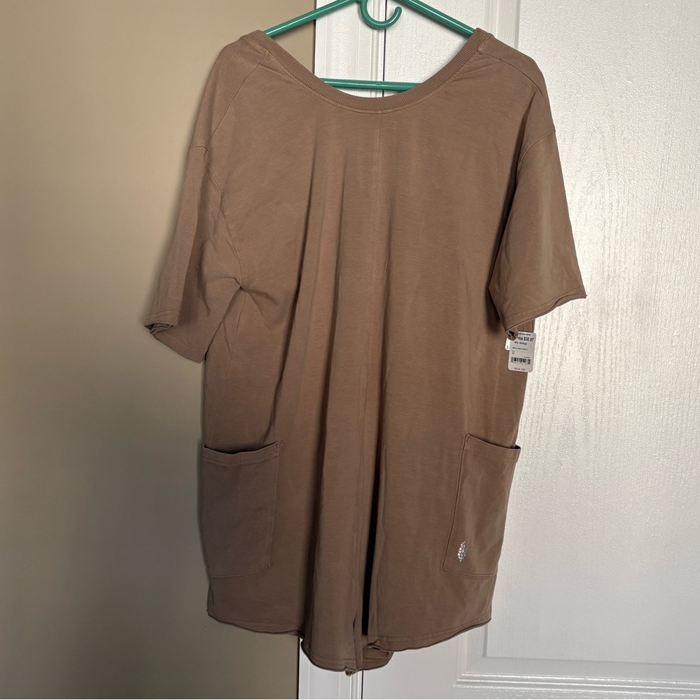 NWT Free People Women's FP Movement Hot Shot Tee Romper. Size Medium. - Picture 6 of 8